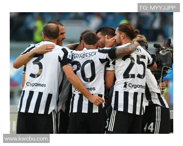 尤文图斯主场大胜，C罗梅开二度领衔绝佳表现助球队豪取三分